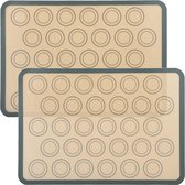 Intirilife 2x herbruikbare siliconen macaron bakmat in grijsbruin met afmeting 42 x 29,5 cm - Bakmat Kookgerei Bakmat Deegroller