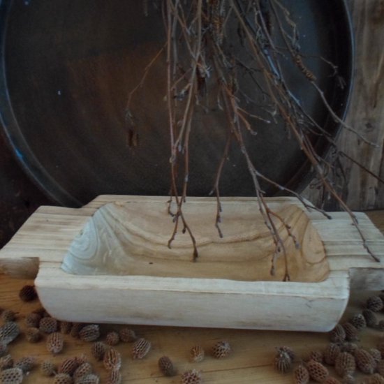 Authentieke houten trog/bak met twee handgrepen, handgemaakt in rustiek naturel