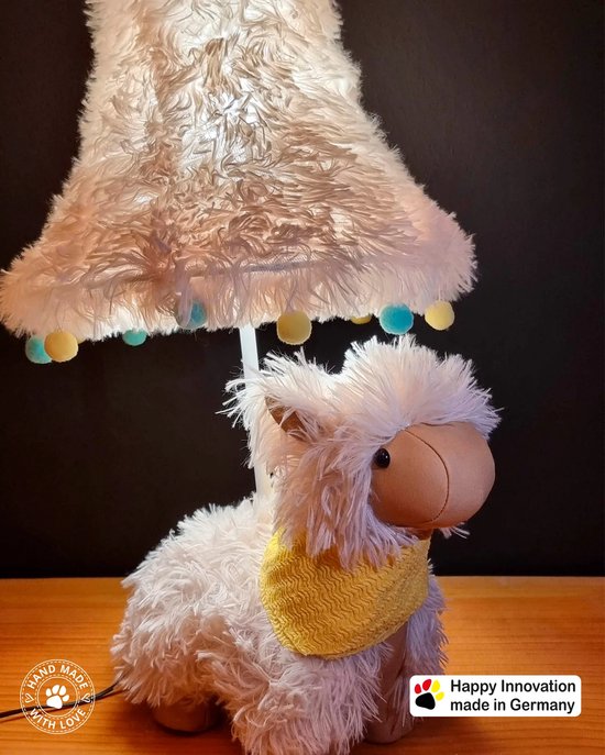 Happy Lamps - Alma, de zachtaardige alpaca - handgemaakte sfeerlamp