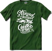 Stressed , Blessed And Coffee Obsessed | Koffie - Coffee - Vintage - T-Shirt - Unisex - Bottle Groen - Maat 3XL