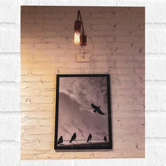 Muursticker - Schilderij van Vogels aan de Witte Muur - 30x40 cm Foto op Muursticker