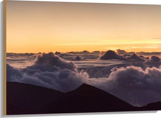 Hout - Bergen boven de Wolken - Hawaii - 100x75 cm - 9 mm dik - Foto op Hout (Met Ophangsysteem)