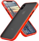 Cadorabo Hoesje geschikt voor Apple iPhone X / XS in Mat Rood - Zwarte Knopen - Hybride beschermhoes met TPU siliconen Case Cover binnenkant en matte plastic achterkant