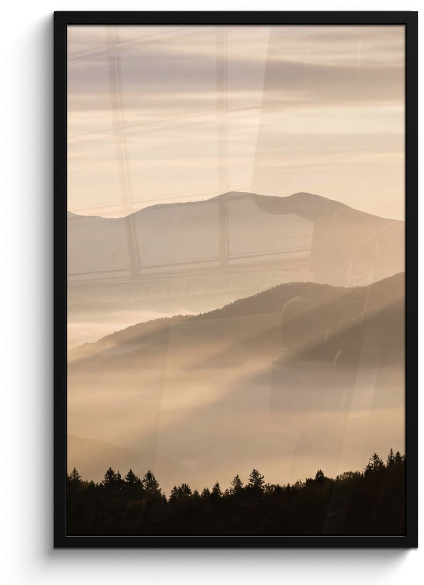 FrameYourWall Poster in lijst - Fotolijst 60x90 cm - Posters - Bergen - Mist - Zonnestralen - Posterlijst zwart - Decoratie - Wanddecoratie woonkamer - Muurdecoratie slaapkamer