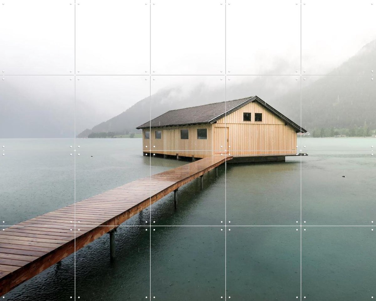 IXXI Austrian Boathouse, Claire Droppert - 100 x 80 cm - Gratis ophangtool - Grote wanddecoratie en posters - Minimalisme, Realisme, Naturalisme