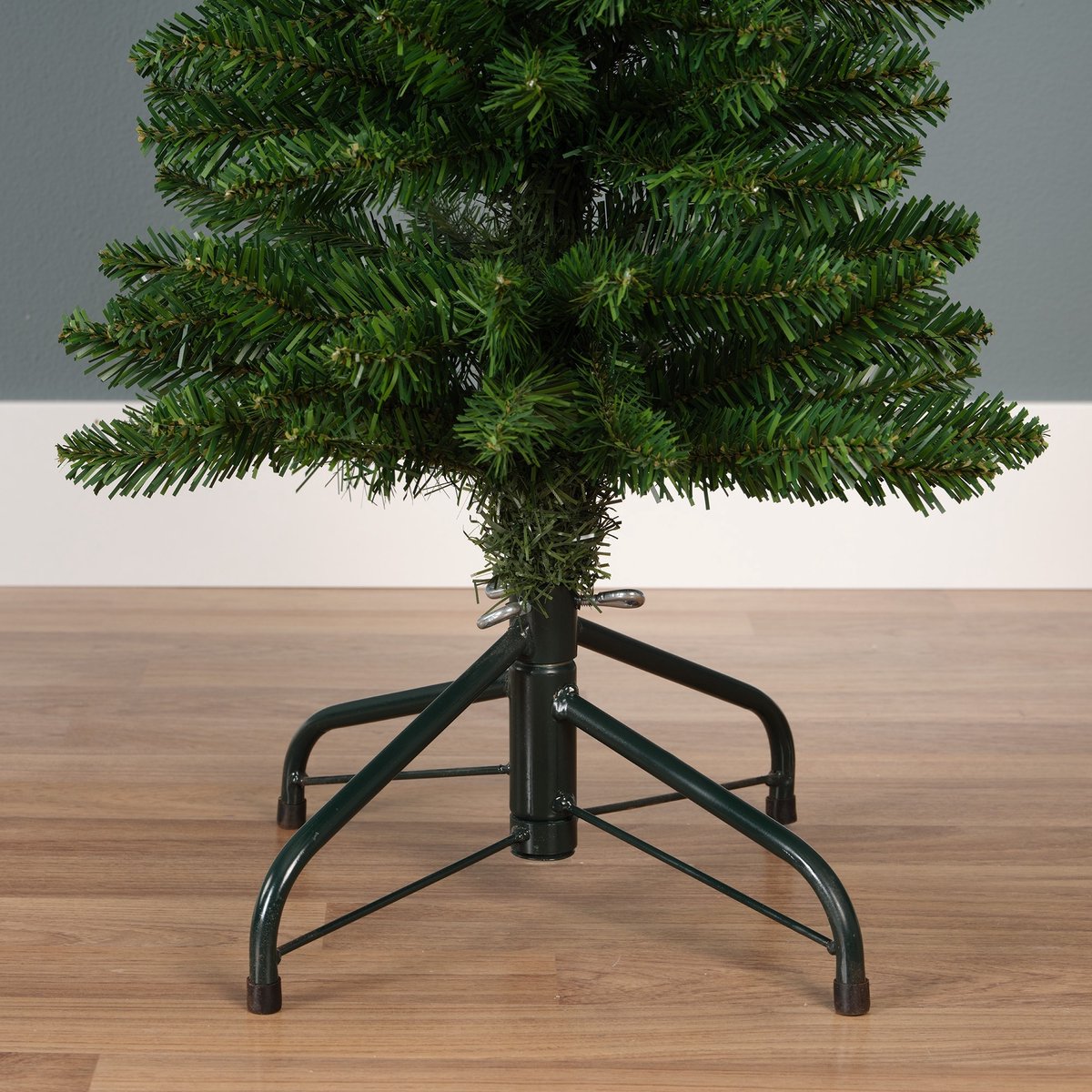 Kunstkerstboom - Pencil pine - h150 cm - Dia 45 cm - Extra smal - Groen – foto 8