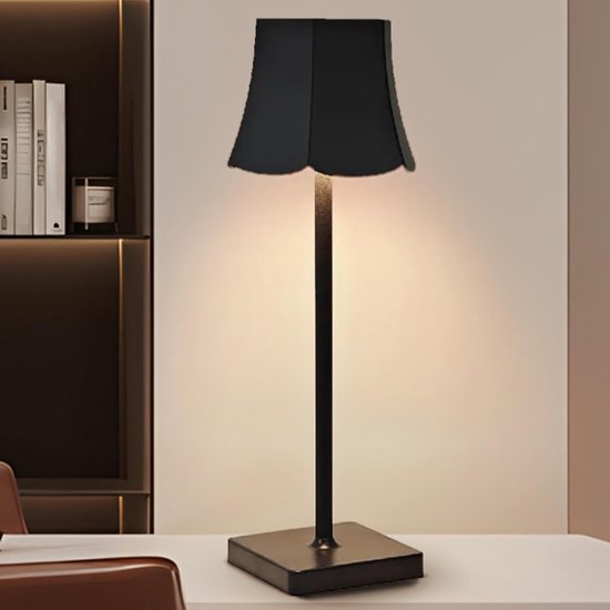 Deze Tafellamp Geeft Je ntereur Meteen Luxe Utstralng 🖤 - YouTube