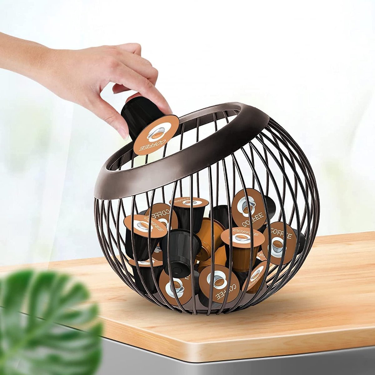 Koffie Capsule Mand - Espresso Houder - Moderne Keuken Decoratie - Gepoedercoat Metaal - 20x19x19 CM - Metaal Rood