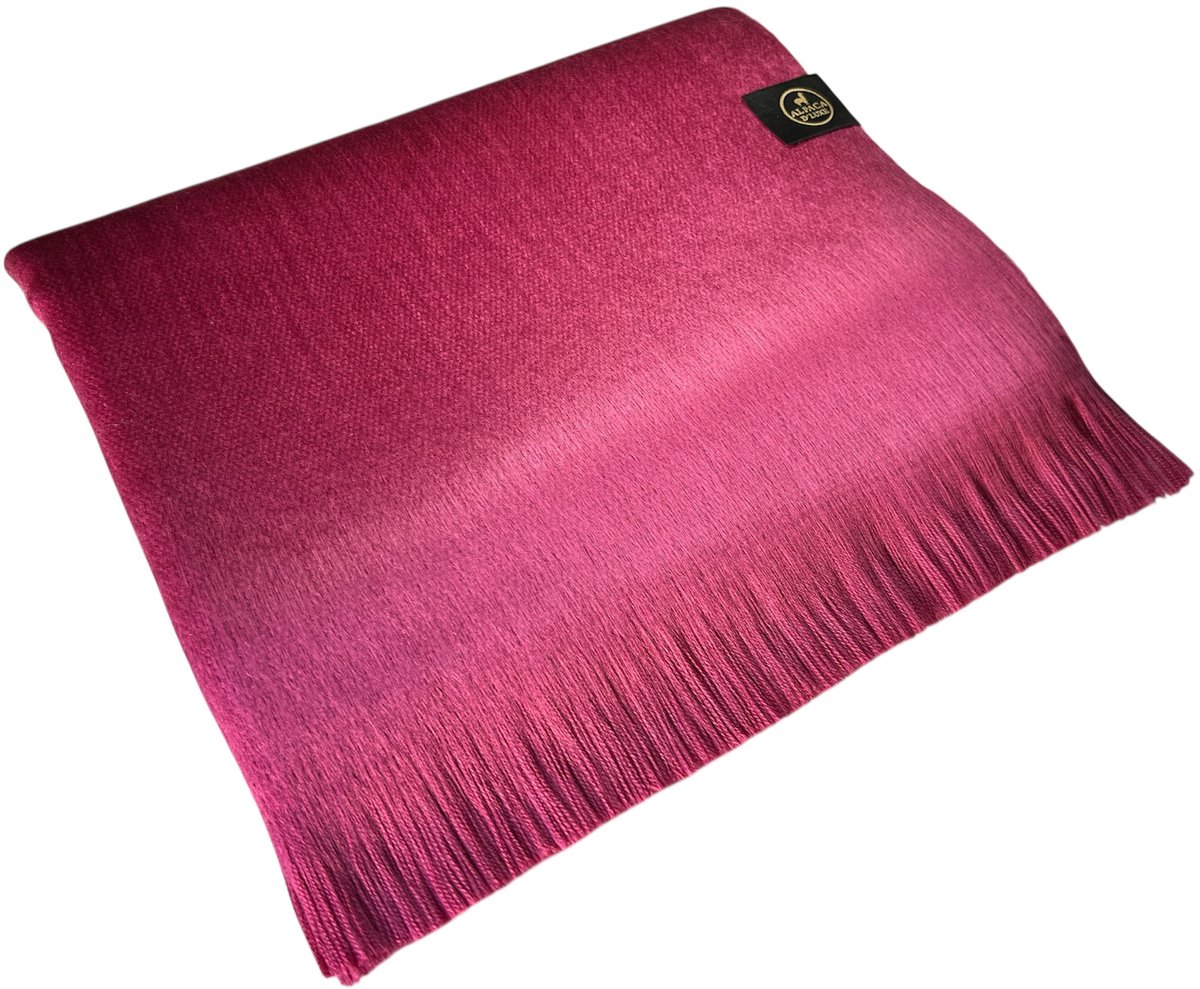 Alpaca D'Luxe Sjaal - Hypoallergeen - Roze - Zacht en van Kwaliteit - Luxe Alpaca Wollen Sjaal - Sjaals Dames - Sjaals Heren - Luxe cadeau - Cadeau tip - Warm - Stijlvol - Accessoires - Damesmode - Herenmode - Shawls - Elegant - Scarf - Duurzaam