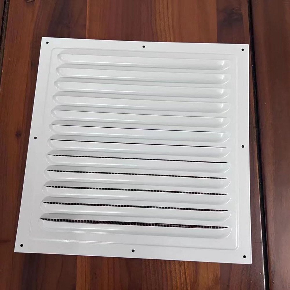 Vierkante Metalen Ventilatieafdekking met Fijnmazig Insecten- en Stofwerend Rooster