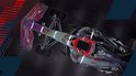 F1-auto met transparante carrosserie en rode en paarse patronen.