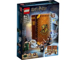 foto van LEGO Harry Potter Zweinstein Moment: Transfiguratieles - 76382