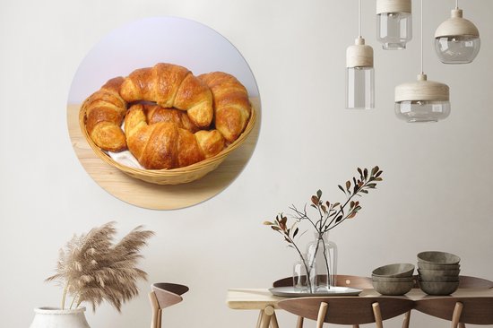 Croissants dans une corbeille à pain Cercle mural aluminium ⌀ 120 cm - impression photo sur cercle mural / cercle vivant / cercle jardin (décoration murale) XXL / Groot format!