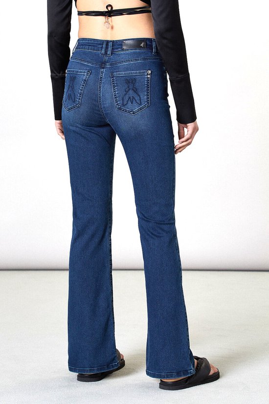 Patrizia Pepe jeans met uitlopende flairpijp en logo op achterzakken diep  Blauw Maat : 28 | bol.com