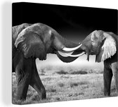 Canvas schilderij - Wilde dieren - Olifanten - Zwart - Wit - Woonkamer - 80x60 cm - Muurdecoratie - Woondecoratie