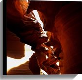 WallClassics - Canvas  - Gang in Ravijn van Antelope Canyon - 40x40 cm Foto op Canvas Schilderij (Wanddecoratie op Canvas)
