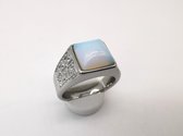 RVS Edelsteen Opaal zilverkleurig Griekse design Ring. Maat 20. Vierkant ringen met beschermsteen. geweldige ring zelf te dragen of iemand cadeau te geven.