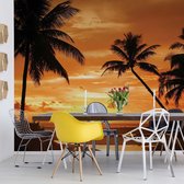 Fotobehang Tropical Sunset Silhouette | VEA - 206cm x 275cm | 130gr/m2 Vlies