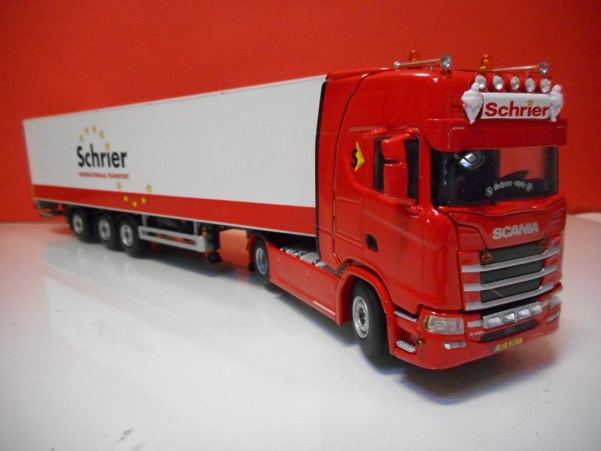 Miniature SCANIA S Highline CS20H 4x2 avec remorque frigo 3 Essieux LAURA TRANS WSI WSI01-3018 | Collect World