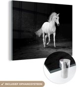 MuchoWow® Glasschilderij 160x120 cm - Schilderij acrylglas - Paarden - Zand - Donker - Foto op glas - Schilderijen