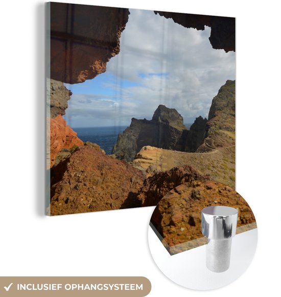 MuchoWow® Glasschilderij 90x90 cm - Schilderij acrylglas - Portugal - Rots - Madeira - Foto op glas - Schilderijen