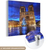 MuchoWow® Glasschilderij 20x20 cm - Schilderij acrylglas - Mooie blauwe lucht boven de Notre Dame in Parijs - Foto op glas - Schilderijen