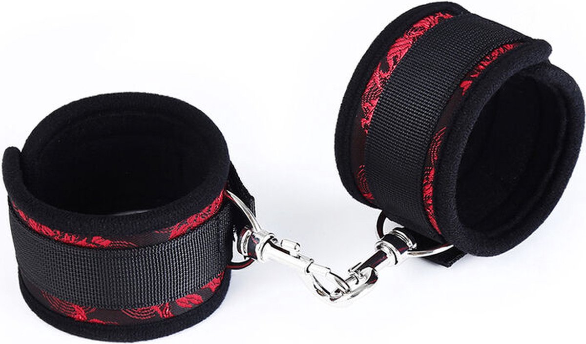 OHMAMA FETISH | Ohmama Scandal Wrist Restraints