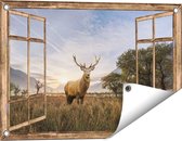 Gards Tuinposter Doorkijk Hert in het Landschap - 60x40 cm - Tuindoek - Tuindecoratie - Wanddecoratie buiten - Tuinschilderij