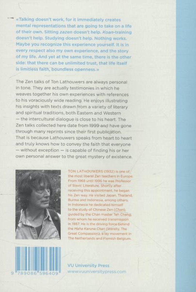 Achterkant van een boek met tekst over Ton Lathouwers en een foto van hem. VU University Press.