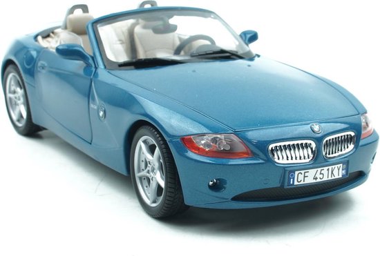 Waarschuwing bevroren Historicus Bburago Diamond BMW Z4 Cabrio 2005 Blauw 1:18 | bol.com