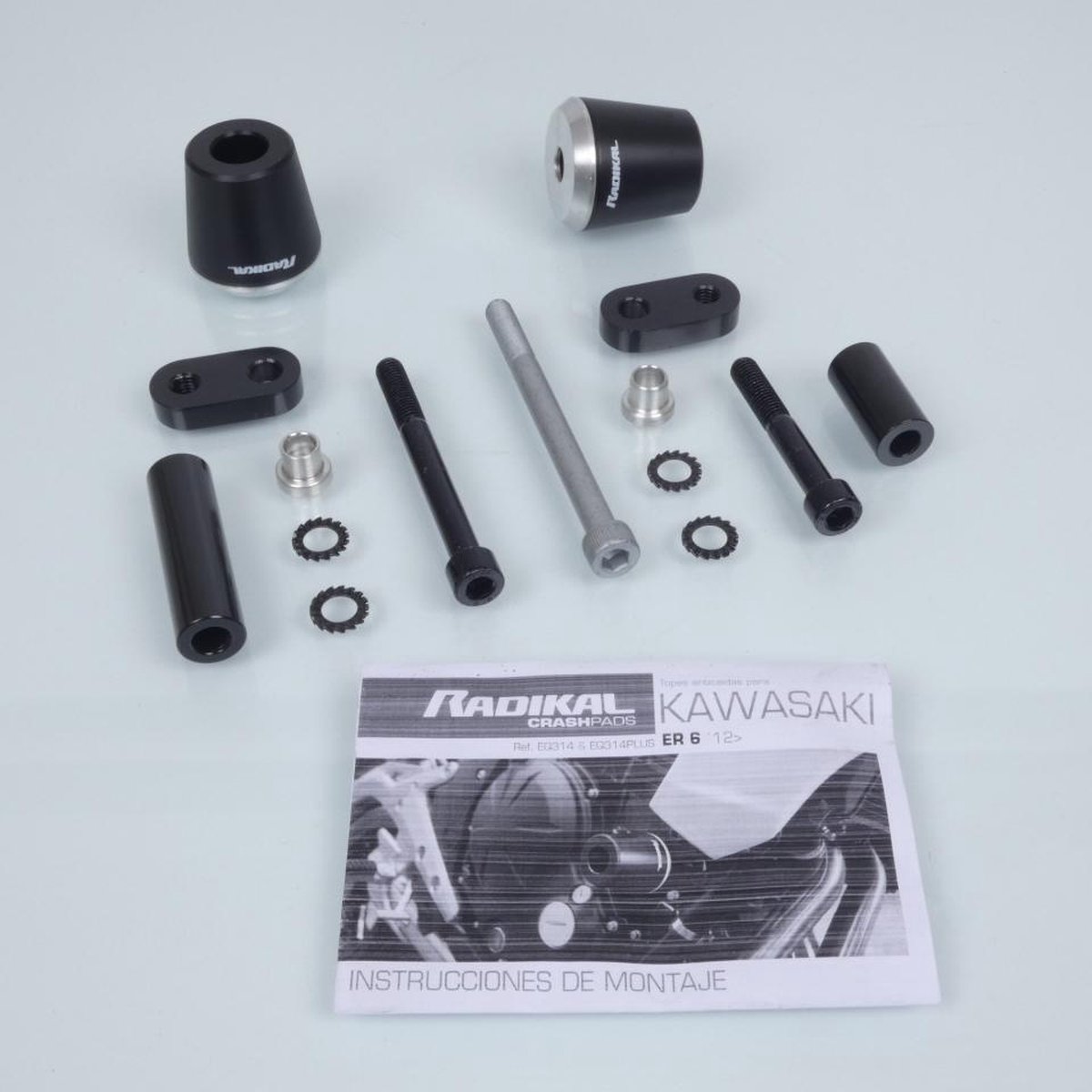 Tampon pare carter Radikal pour moto Kawasaki 650 ER6 Après 2012 EQ314PLUS Neuf Noir