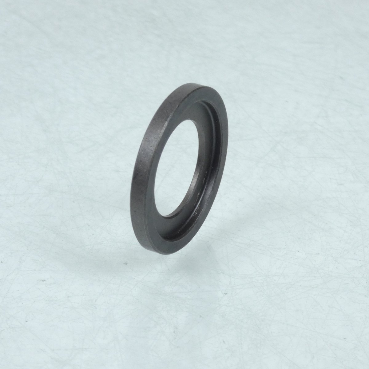 Visserie origine pour moto Minarelli 50 AM6 Après 2018 Ø16,1xØ28x3mm Neuf