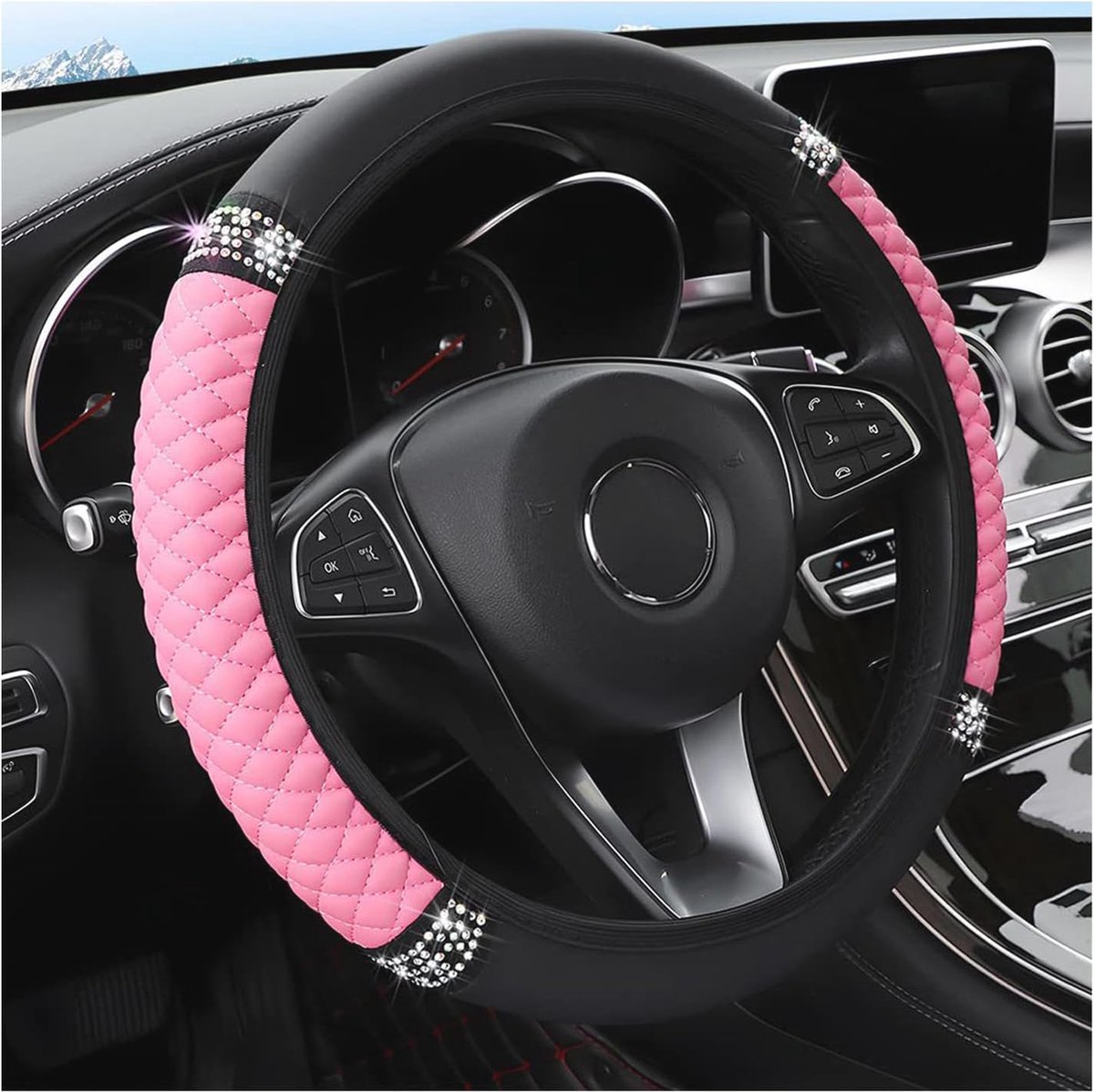 Universele Auto Stuurhoes met Glitter en Diamantaccenten – Antislip en Elastisch – 37-38 cm (Roze) Universele Auto Stuurhoes met Glitter en Diamantaccenten – Antislip en Elastisch – 37-38 cm (Roze)