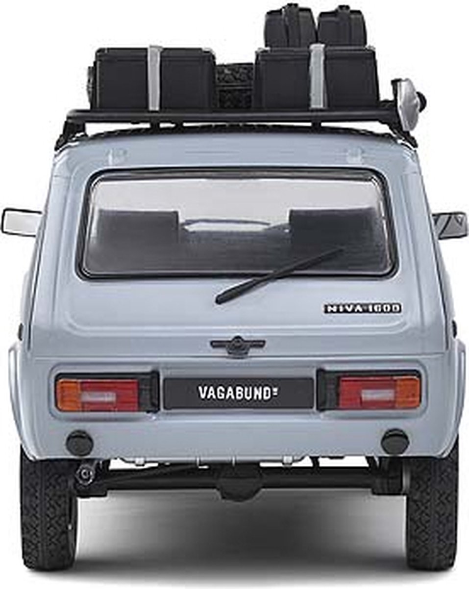 SOLIDO 1:18 LADA NIVA White #182 JABOUILLE/SARDOU Paris Dakar 1984 SOLIDO 1:18 LADA NIVA White #182 JABOUILLE/SARDOU Paris Dakar 1984