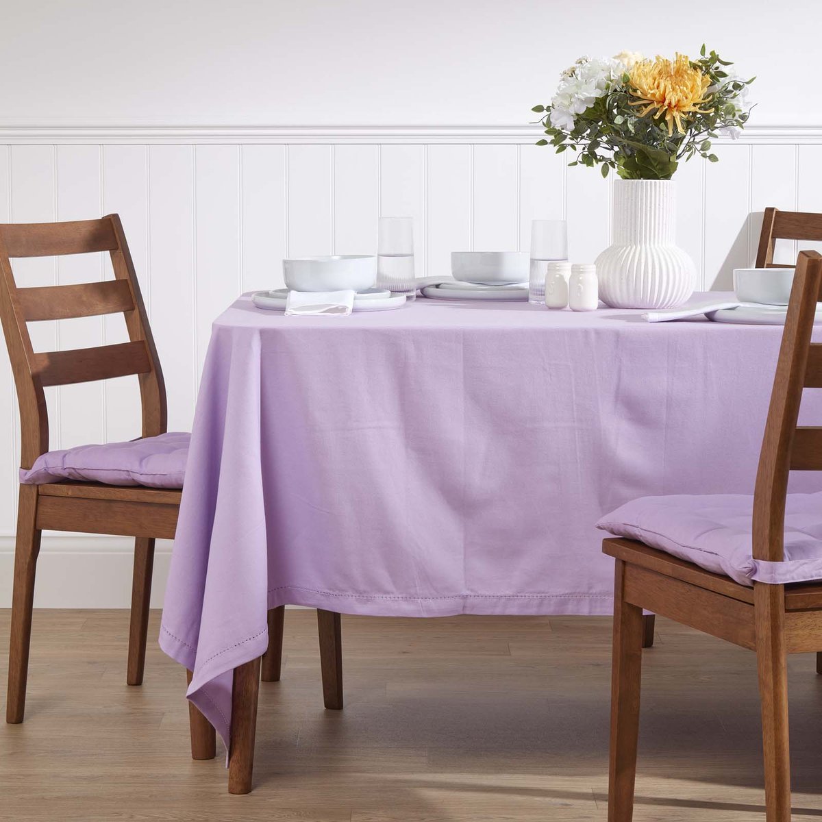 Homescapes tafelkleed lila - 137 x 178 cm, 100% katoen