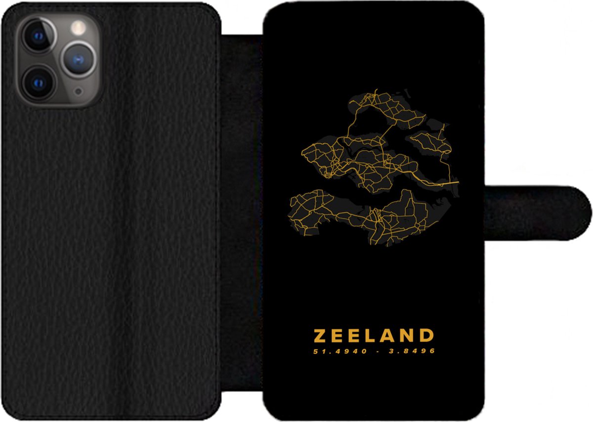 Telefoonhoesje Geschikt voor iPhone 11 Pro Max telefoonhoesje - Zeeland - Nederland - Zwart - Goud - Met vakjes - Wallet case met magneetsluiting