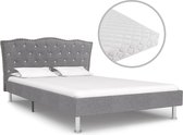 vidaXL Bed met matras stof lichtgrijs 140x200 cm
