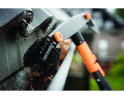 Fiskars Quikfit Dakgootborstel - Dakgootreiniger voor Telescopische Steel - Schraper en Borstel