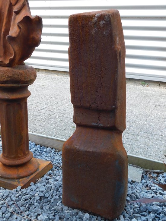 MOAI XXL, grande statue en pierre, des îles de Pâques, oxyde.