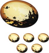 Onderzetters voor glazen - Rond - Een illustratie van een kasteel met heksen en pompoenen tijdens Halloween - 10x10 cm - Glasonderzetters - 6 stuks
