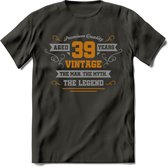 39 Jaar Legend T-Shirt | Goud - Zilver | Grappig Verjaardag Cadeau | Dames - Heren | - Donker Grijs - L