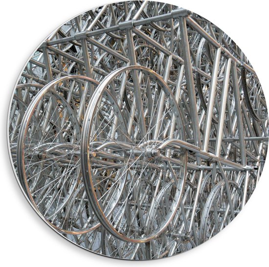 WallClassics - PVC Schuimplaat Muurcirkel - Rekken vol Fietswielen - 40x40 cm Foto op Muurcirkel (met ophangsysteem)