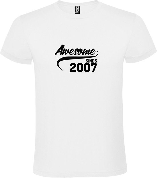 Wit T-Shirt met “Awesome sinds 2007 “ Afbeelding Zwart Size S