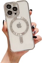 Hoesje Geschikt voor iPhone 14 Pro Magnetisch Hoesje Met Lensbeschermer - Geschikt voor magsafe - siliconen - Transparant gekleurde rand - Zilver