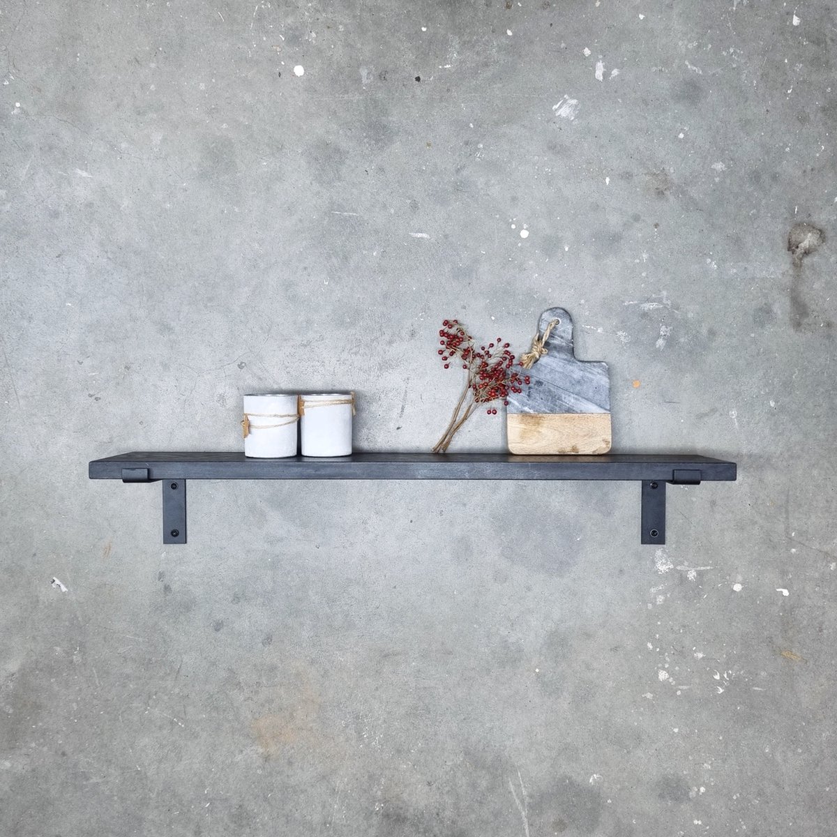 GoudmetHout Wandplank Industrieel - 40 x 20 cm Muurplank - Zwart Eiken Hout - Decoratie Wandrek & Boekenrek - Hangplank Keuken - Wall Shelf + 2 Mat Zwarte Plankdragers van Staal Zwart - Mat zwart - 20 cm