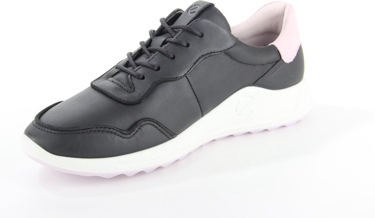ecco flexure runner w