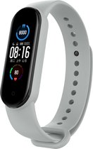 Siliconen Smartwatch bandje - Geschikt voor  Xiaomi Mi Band 5 siliconen bandje - grijs - Horlogeband / Polsband / Armband