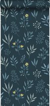 ESTAhome behang bloemmotief in Scandinavische stijl donkerblauw en okergeel - 139082 - 0.53 x 10.05 m