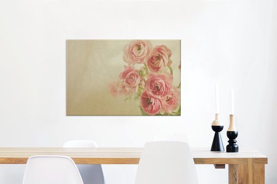 Canvas Schilderij Wazige afbeelding van roze boterbloemen - 90x60 cm - Wanddecoratie
