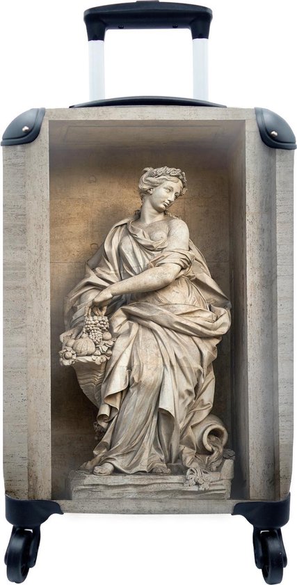 valise-statue-romaine-de-femme-dans-la-fontaine-de-trevi-35x55x20